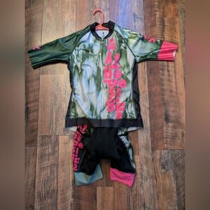 Betty Designs gravel\MTB cycling kit